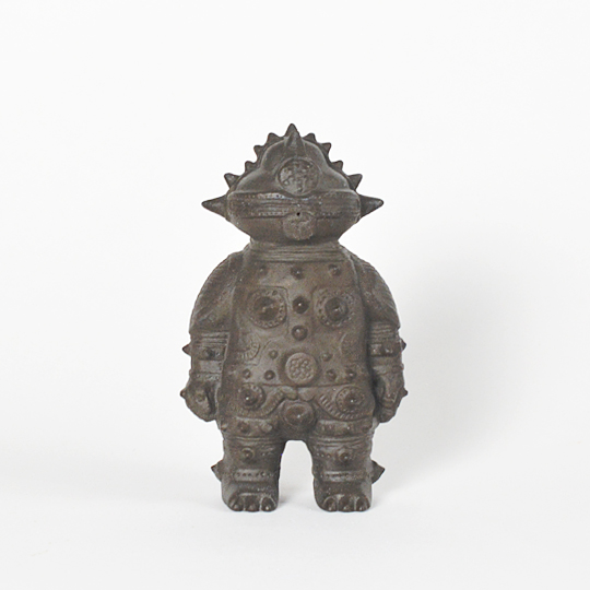 ともだち初号機 焼締 | 多肉植物・特別な鉢の販売 | トーキー | TOKY