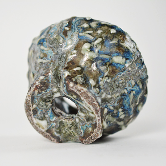 しっかりとした底穴