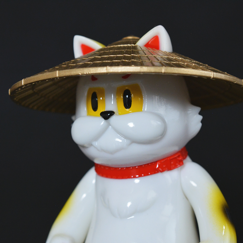 みこ様❤猫 ねこ 海水浴オブジェ♡ ソフビ製モズクパイセン 黄金三度笠 (招き猫) | 多肉植物・特別な鉢の