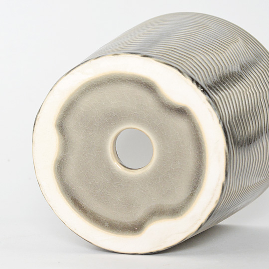 底穴も開いています