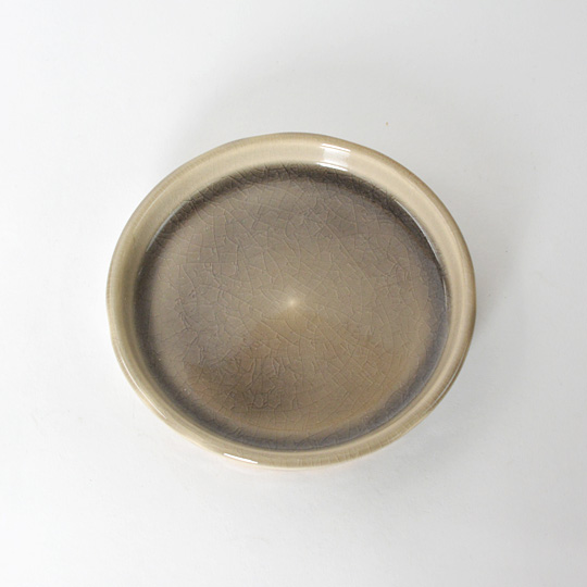 貫入の入った受皿